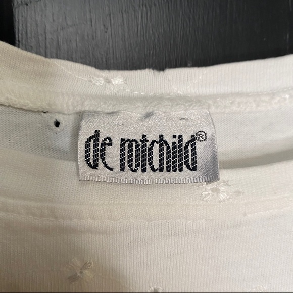 Vintage de Rotchild White Eyelet Short Sleeve Crewneck Tee Size Large - Picture 5 of 5
